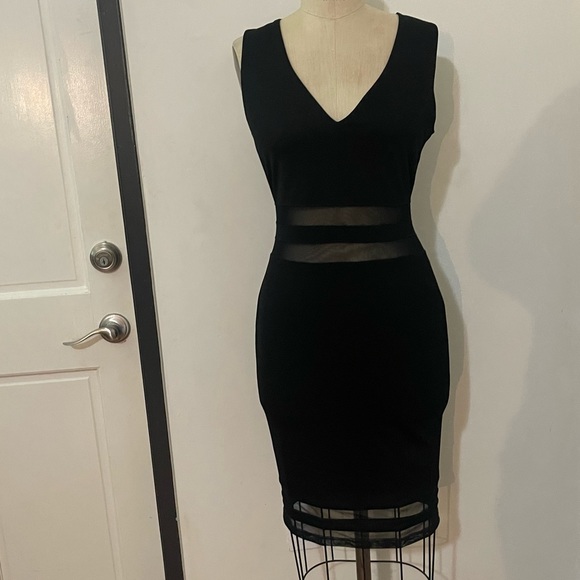 Black V Neck Illusion Mesh Midi Dress - Picture 3 of 7